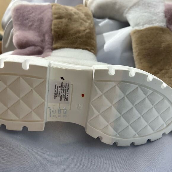 FREE PEOPLE HAPPY THOUGHTS FUR BOOTS NWT - Picture 5 of 10